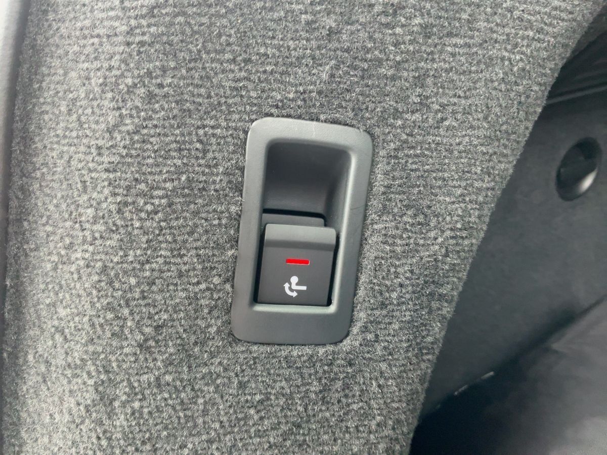 Audi A6 Avant 45TFSI QU S-LINE - Samsaru's Car Outlet
