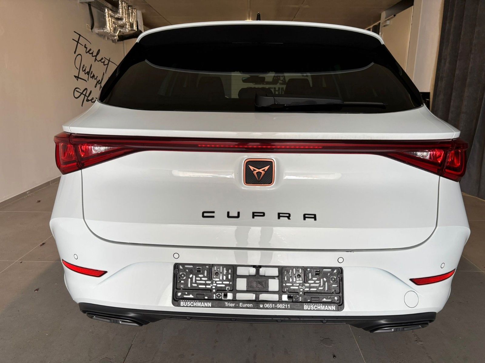 Cupra Leon Sportstourer Basis - Samsaru's Car Outlet