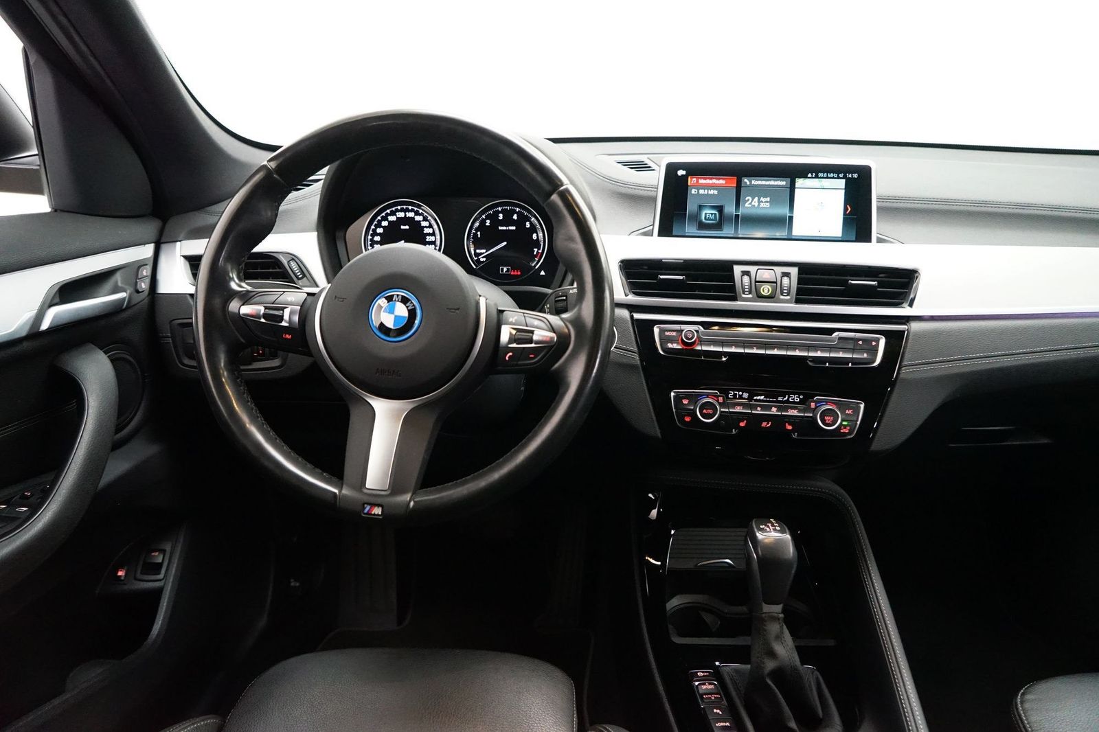 BMW X1 xDrive25e xLine - Samsaru's Car Outlet