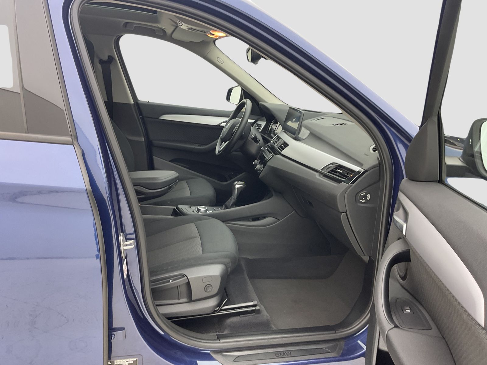 BMW X1 xDrive25e - Samsaru's Car Outlet