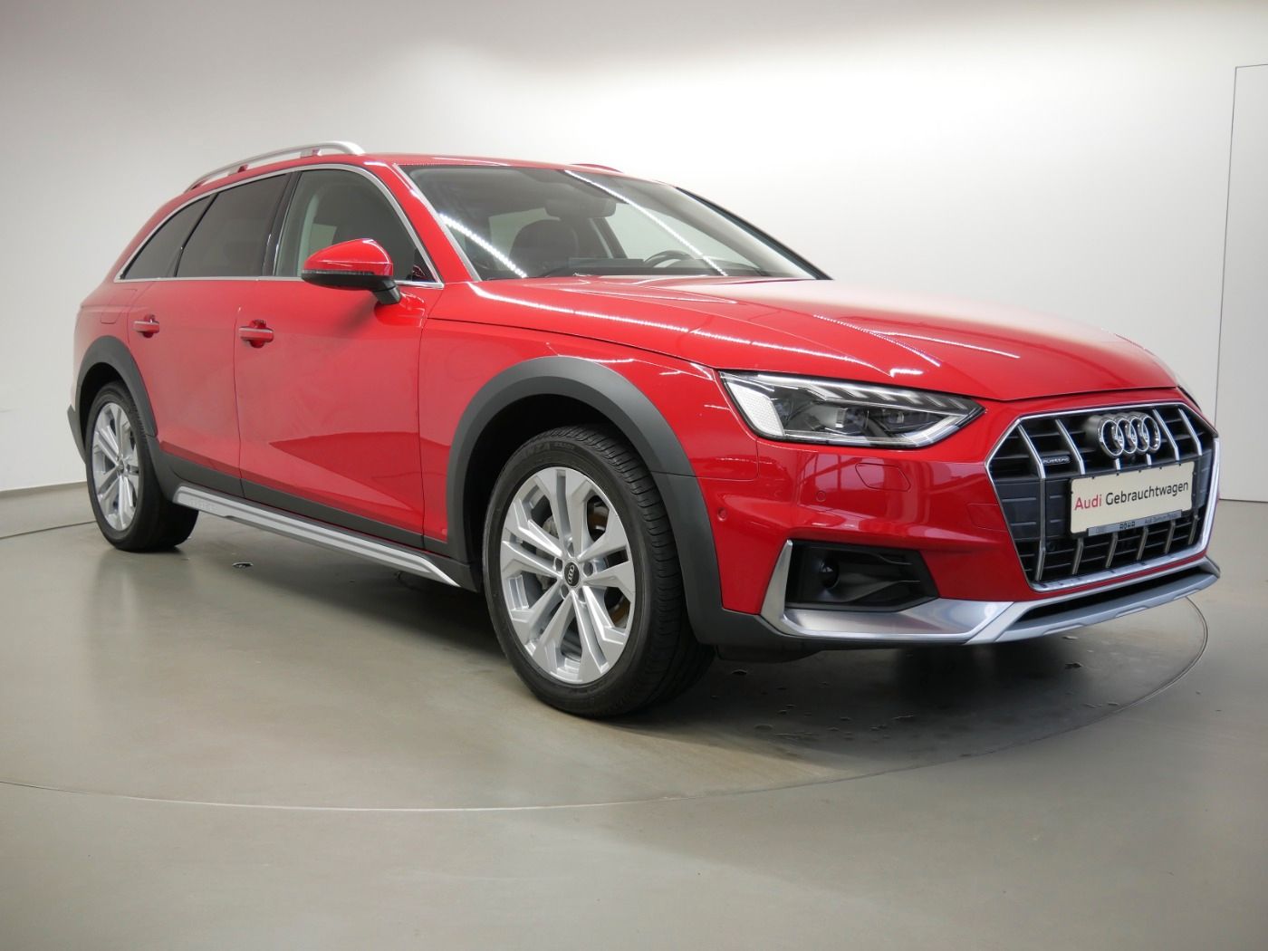 Audi A4 allroad 40 TDI quattro S tro. MATRIX AHK PANO