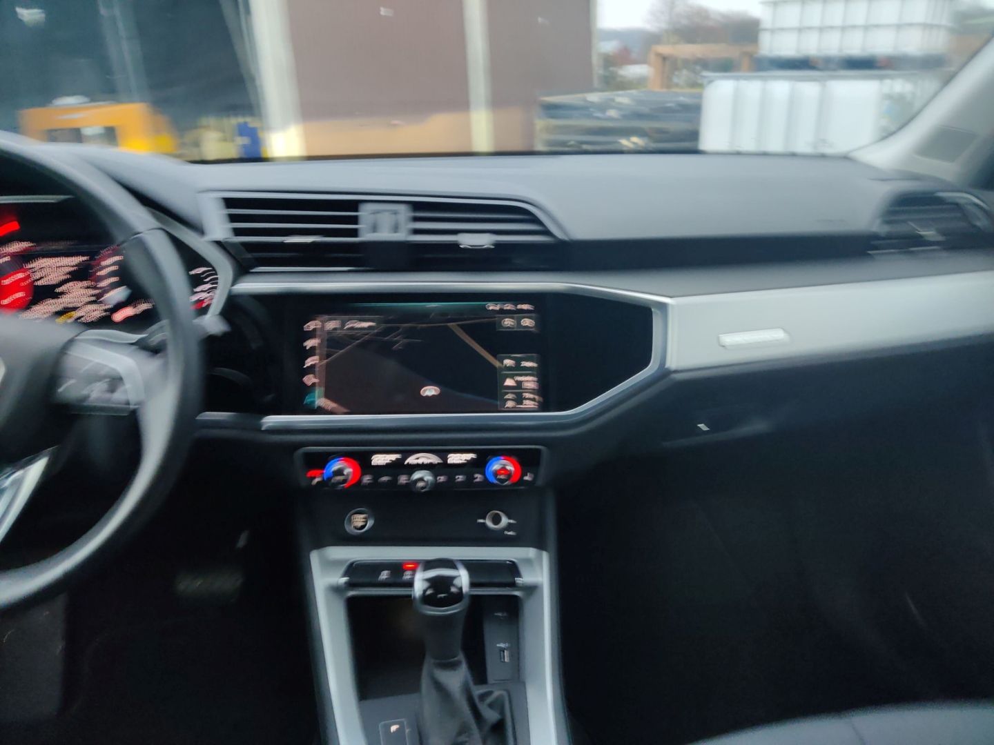 Audi Q3 40 TDI quattro advanced - Samsaru's Car Outlet