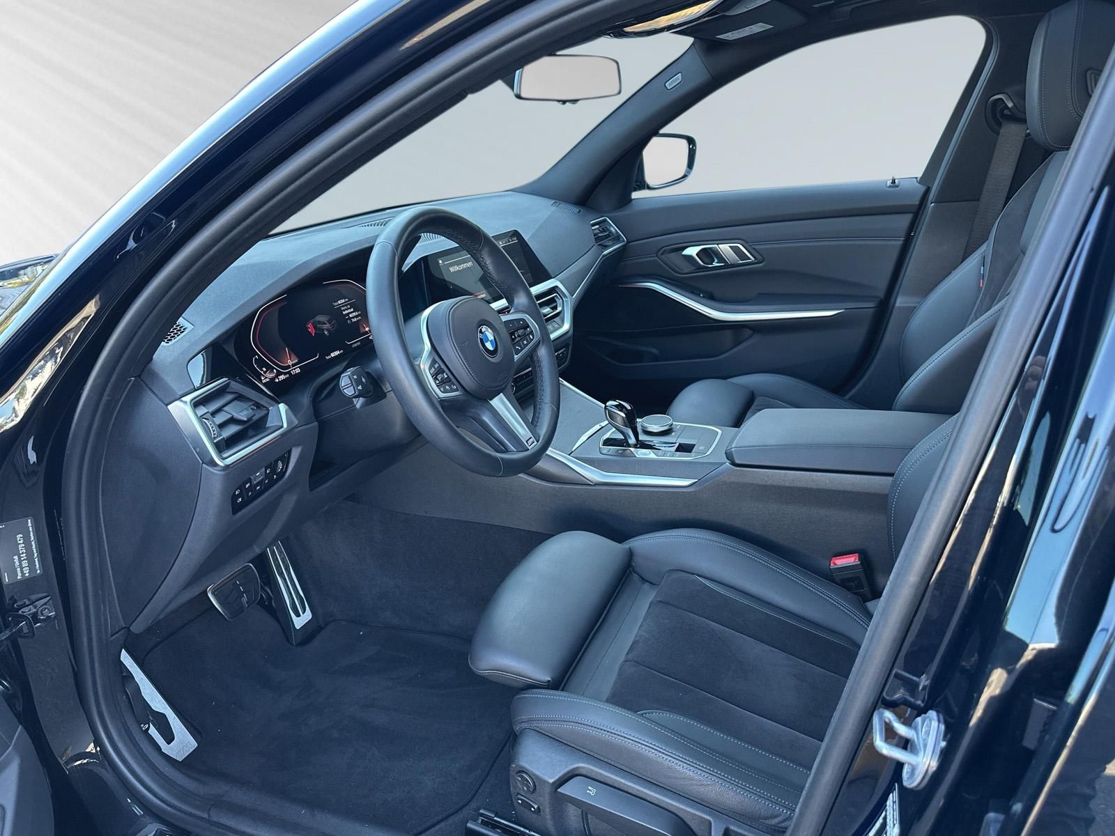 BMW 320 d xDrive M Sport - Samsaru's Car Outlet