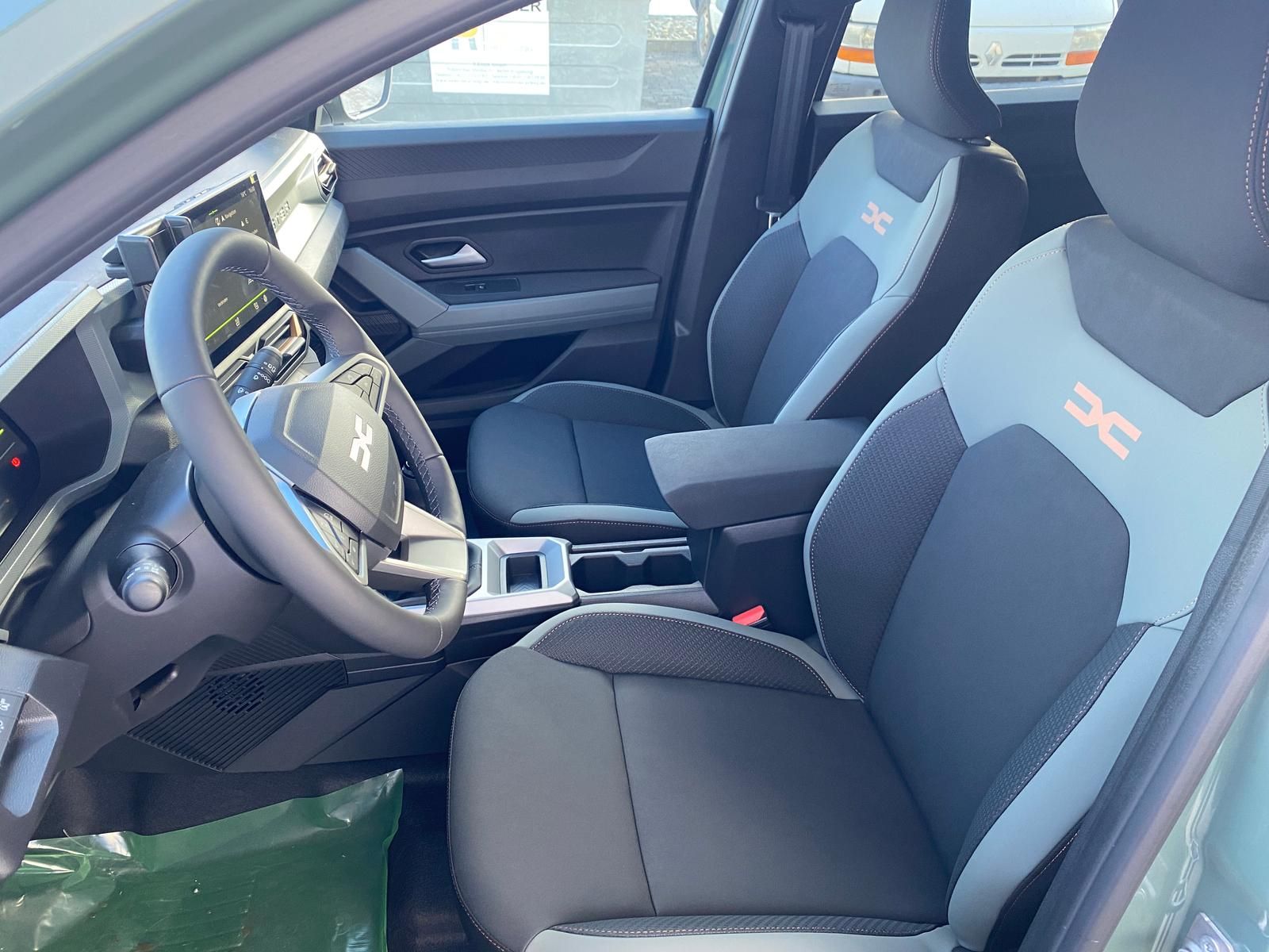 Dacia Duster III TCe 130 Extreme - Samsaru's Car Outlet