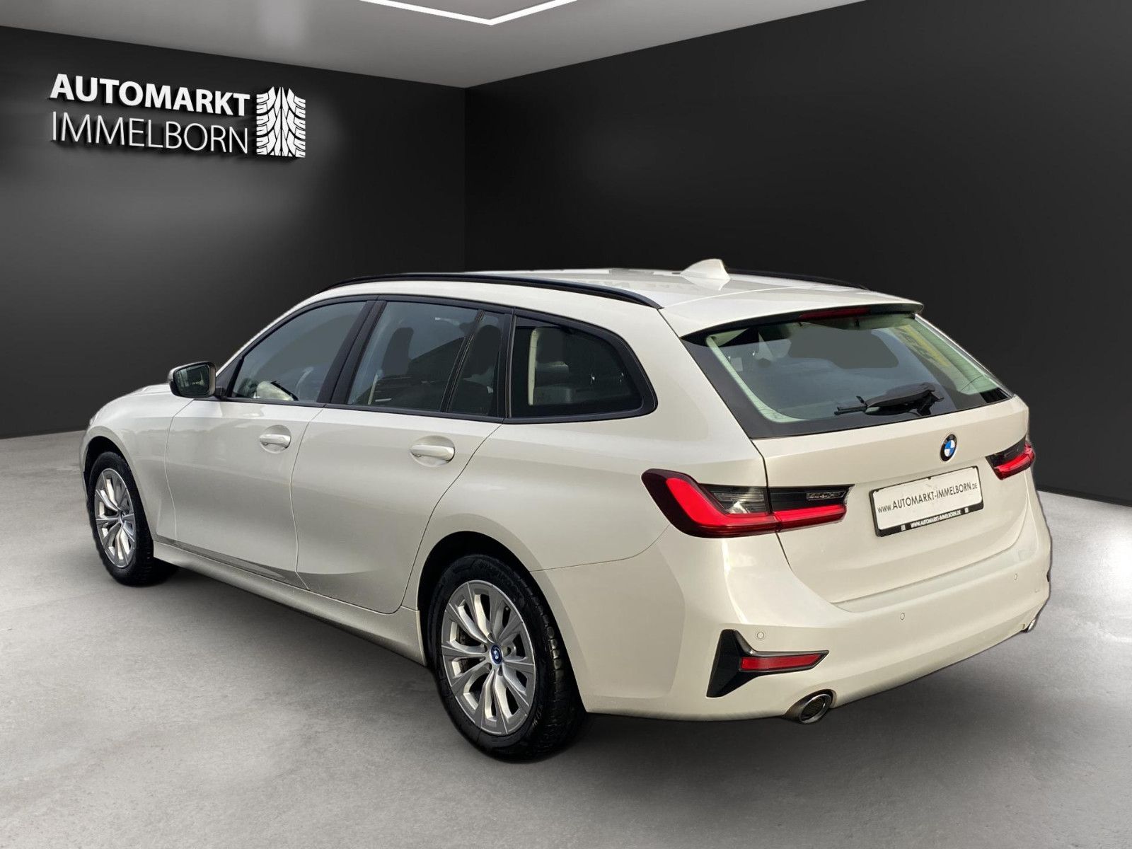 BMW 320 d - Samsaru's Car Outlet