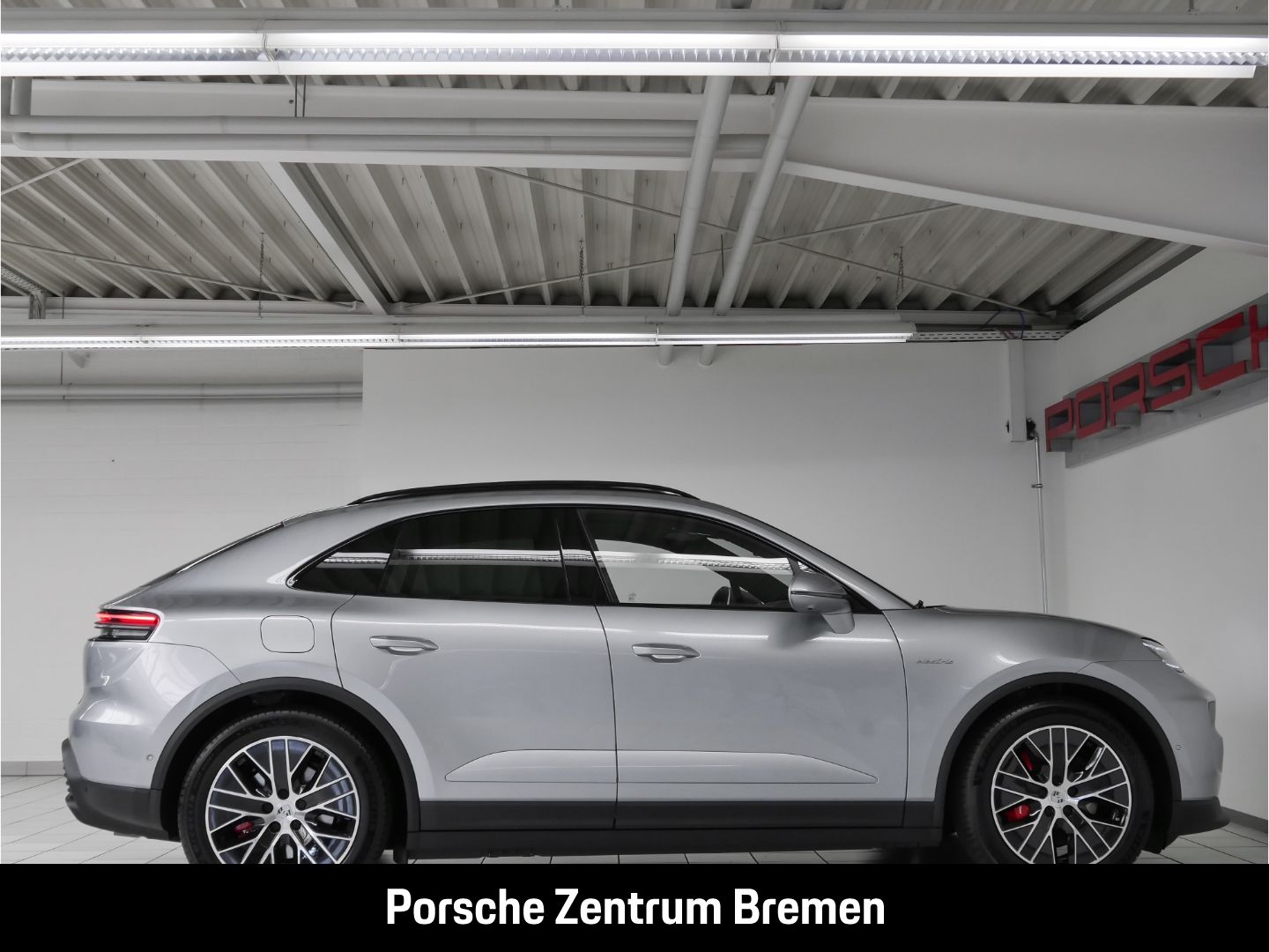Porsche Macan 4S - Samsaru's Car Outlet