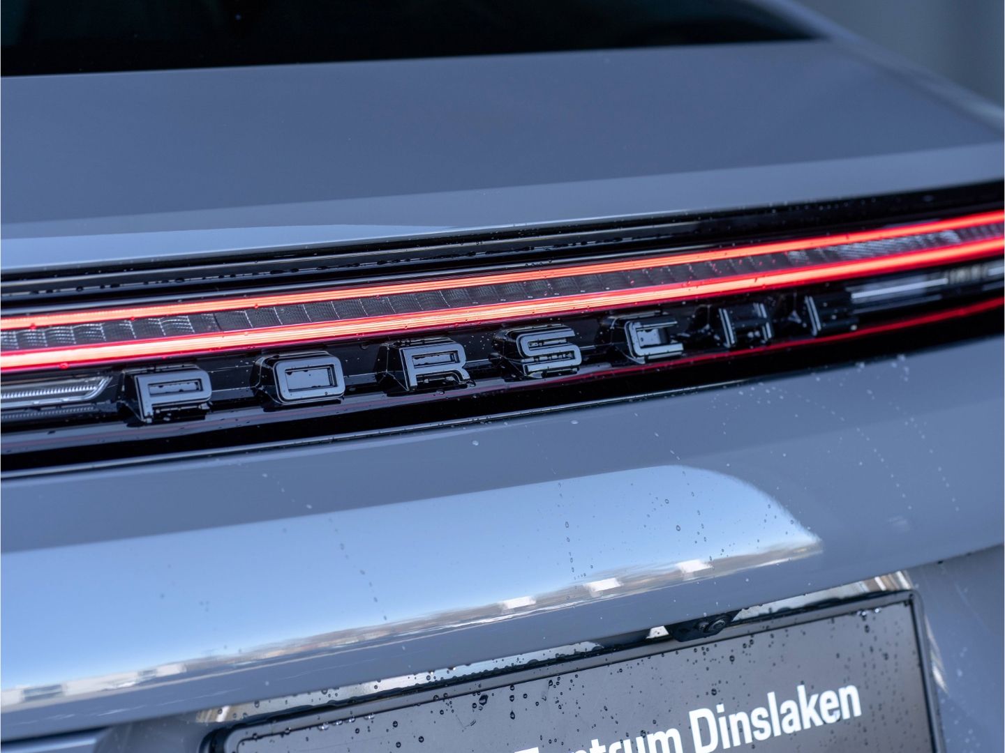 Porsche Panamera 4S E-Hybrid SportDesign HD-Matrix