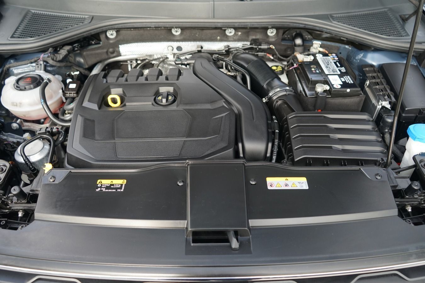 Volkswagen T-Roc 1.5 TSI Style - Samsaru's Car Outlet