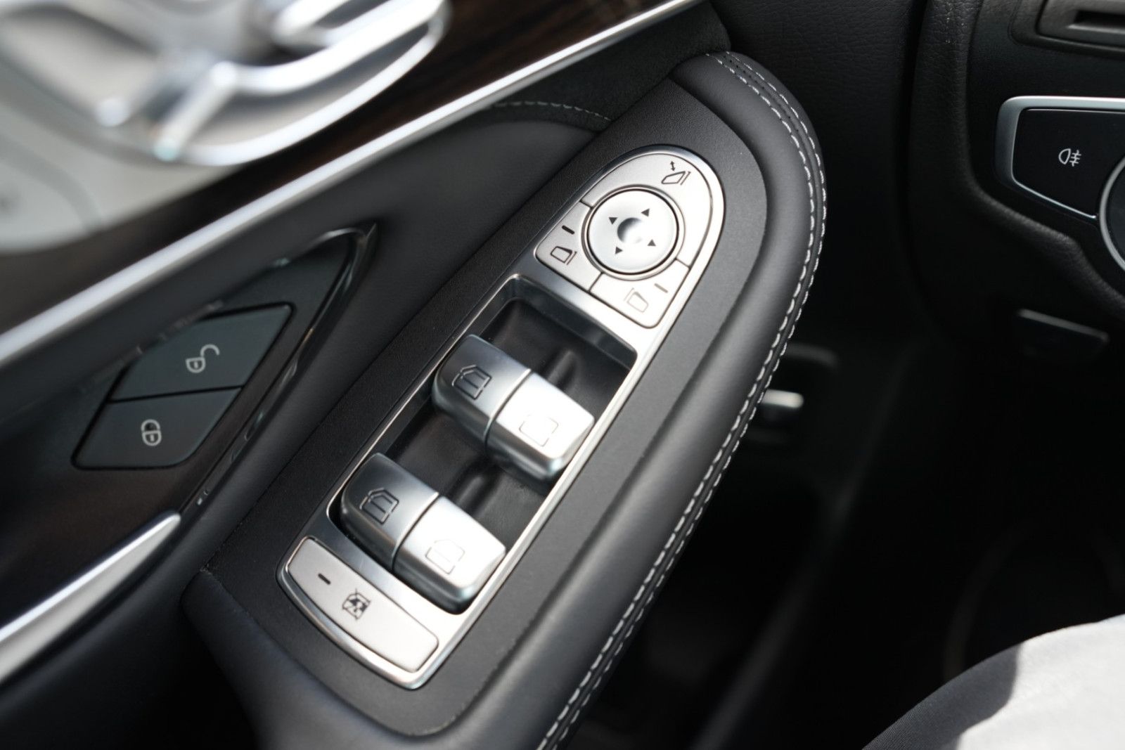 Mercedes-Benz GLC 63 S AMG 4Matic*MBUX*NAVI*KLIMA*HUD*AHK*