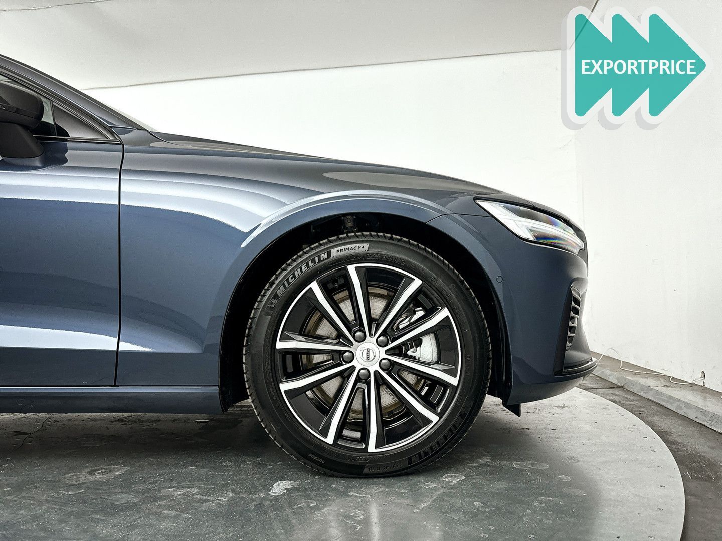 Volvo V60 T6 Plug-in hybrid AWD Plus Dark | 360° kamer