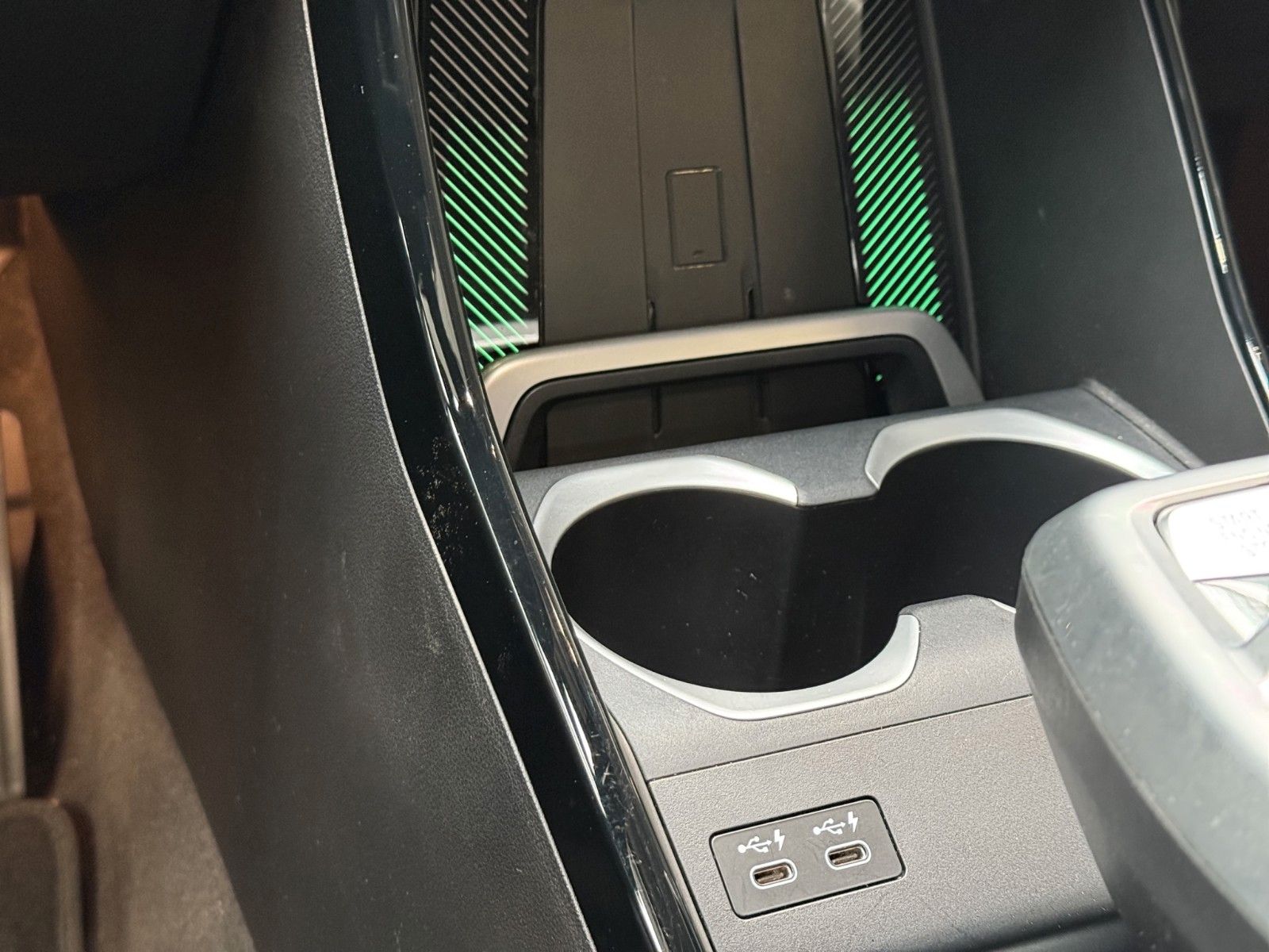 BMW X1 23d xDrive xLine - Samsaru's Car Outlet