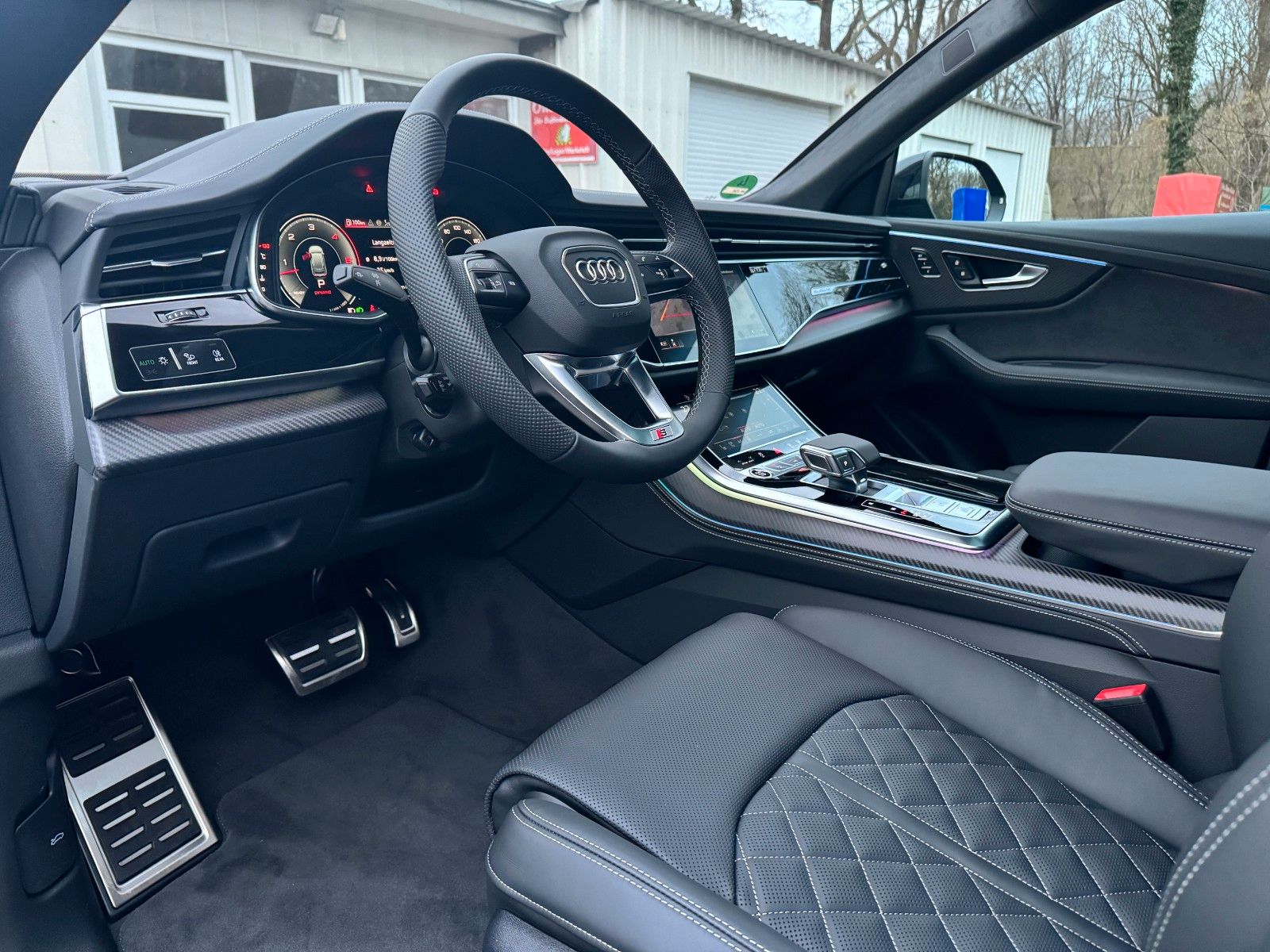 Audi Q8 50 TDI quattro.3 x S-Line.UPE 141.745€