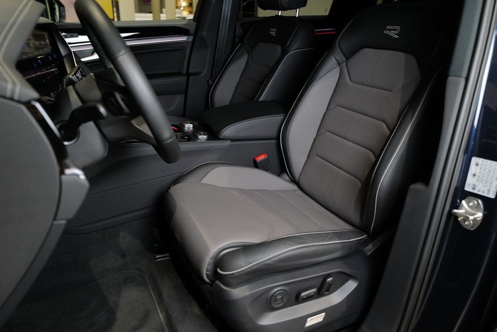 Volkswagen Touareg 3.0TDI R-Line BlackStyle StdHz Wankstabi