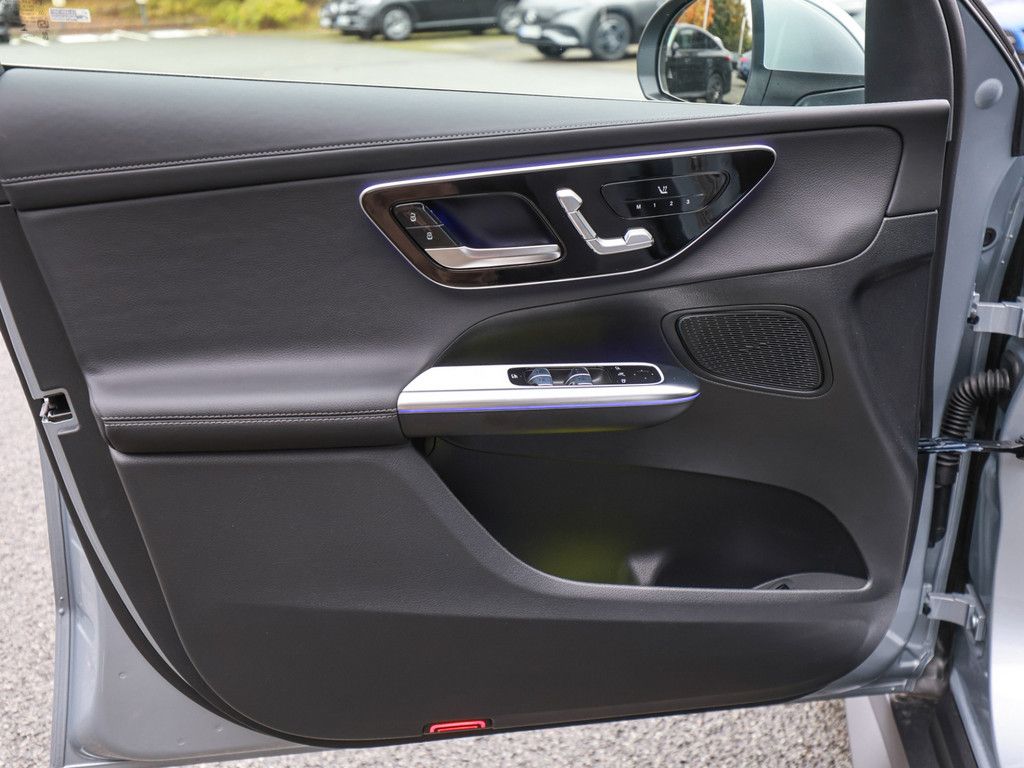 Mercedes-Benz GLC 220 d 4M AMG Line AHK Abstandstemp. LED Pano