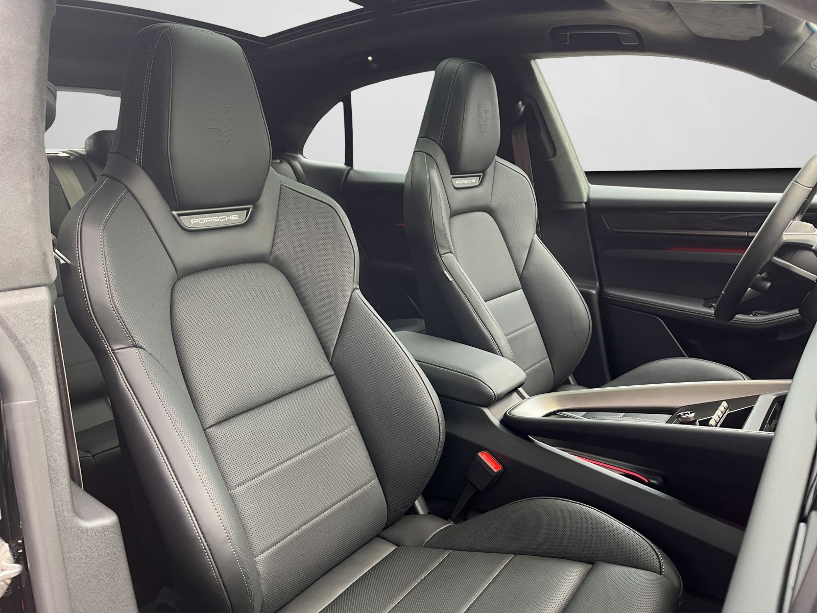 Porsche Macan Turbo Pano.,SportChrono,Burmester,Privacy,