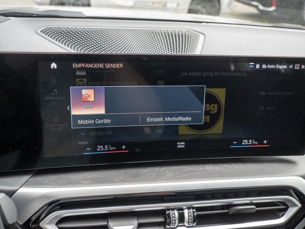 BMW 330e Touring - Samsaru's Car Outlet