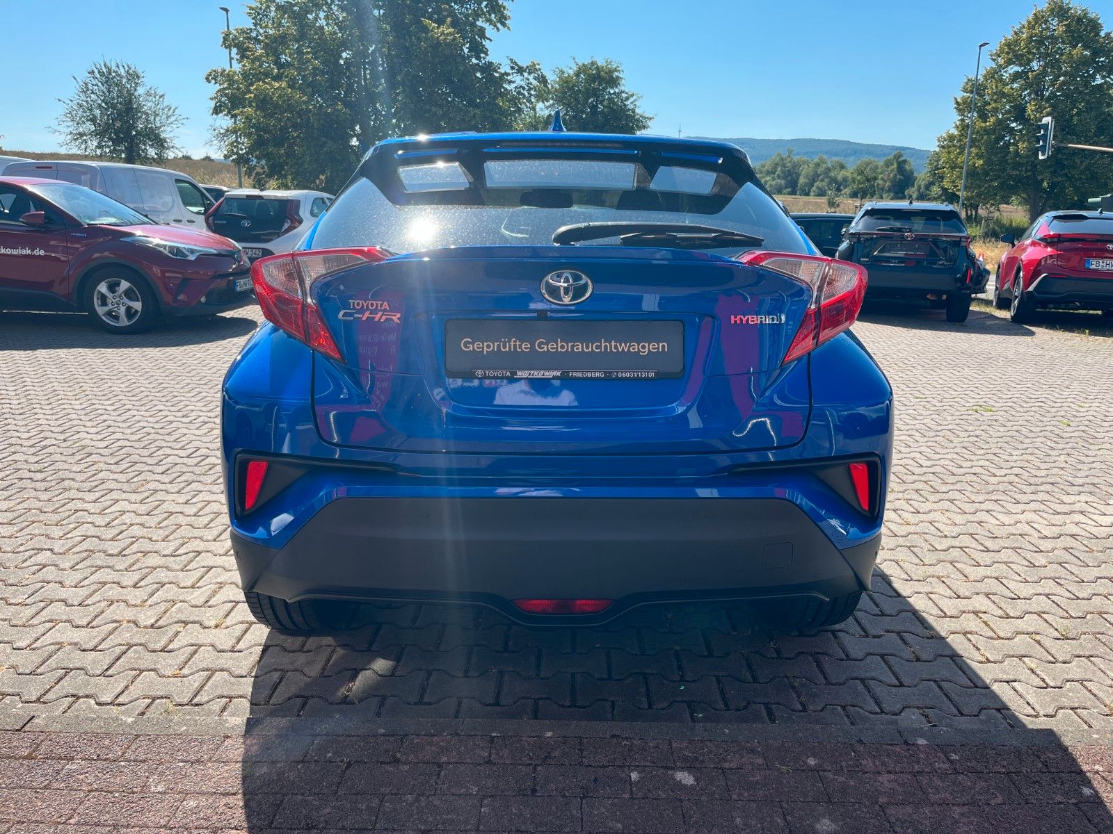 Toyota C-HR Hybrid Club - Samsaru's Car Outlet