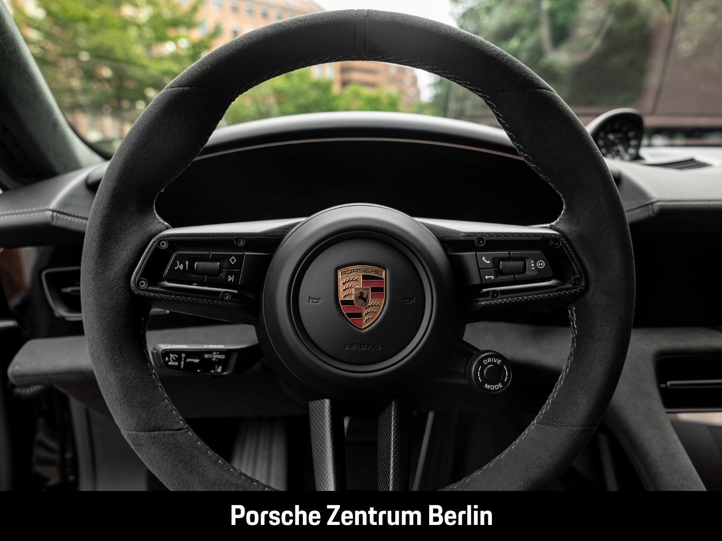 Porsche Taycan GTS Burmester HA-Lenkung Surround-View