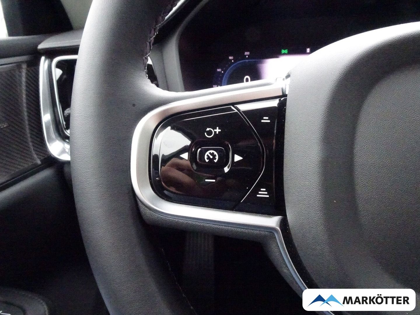 Volvo S60 T8 Recharge Plug-In Hybrid AWD Ultimate Dark