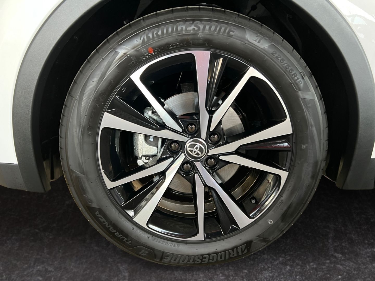 Toyota C-HR 1.8 Hybrid Style *LED*RCam*el Heck*SHZ*CAM*