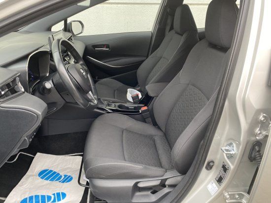 Toyota Corolla 1.8 Hybrid e-CVT Dynamic Plus - Samsaru's Car Outlet
