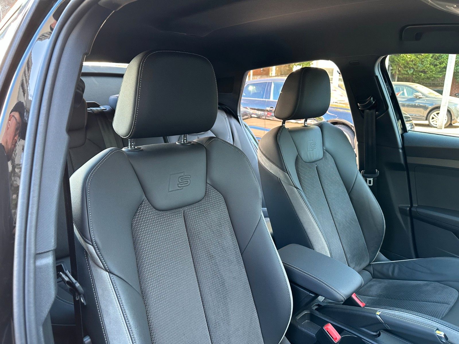 Audi A1 30 TFSI S line*LEDER*NAVI*SHZ*LED*MMI*APS+