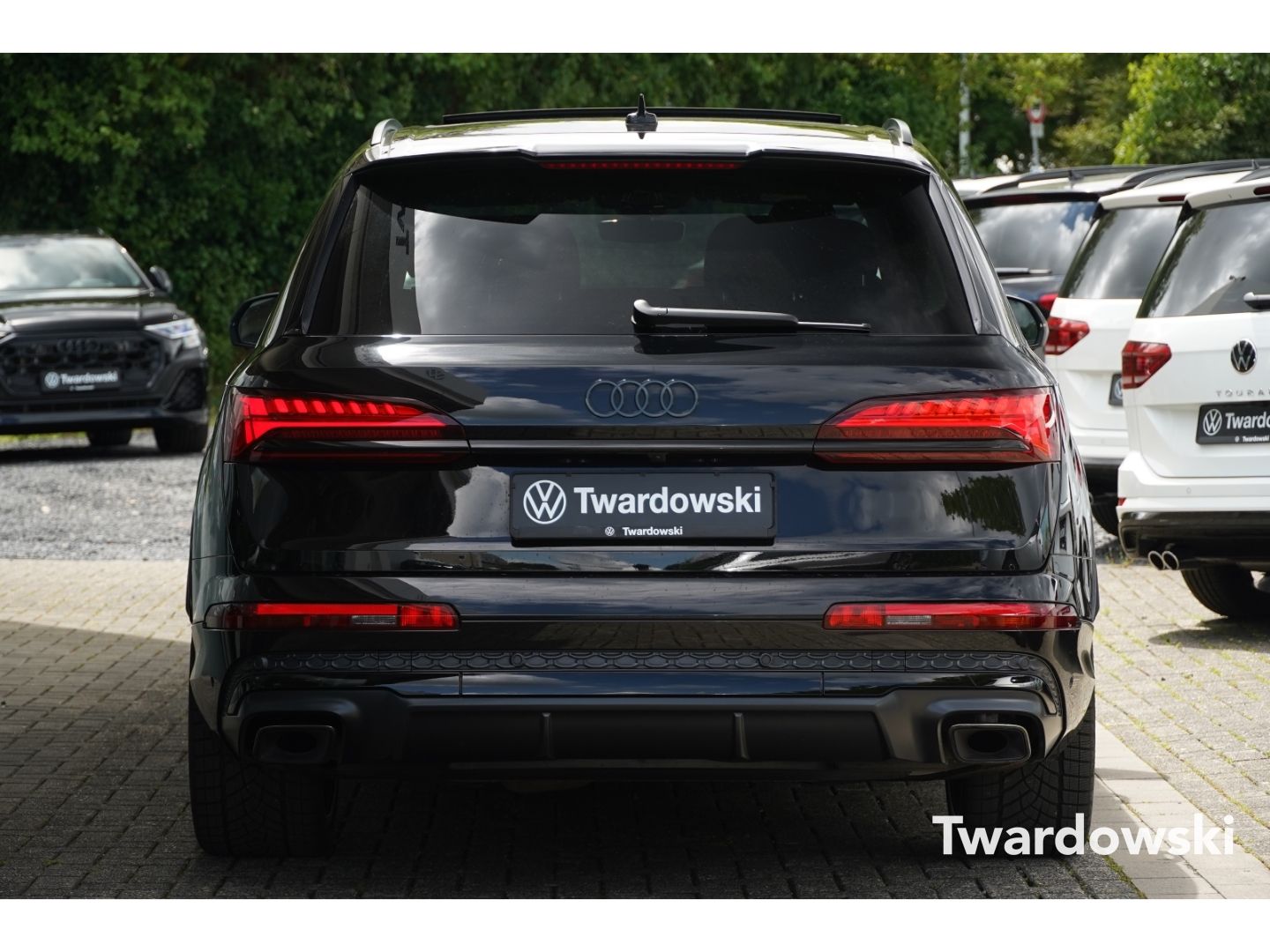 Audi Q7 S line 7-Sitzer Pano AHK Raute B&O 360° STHZ