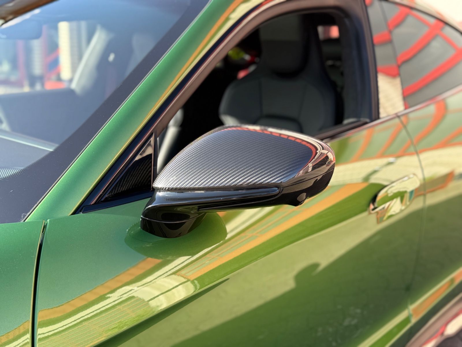 Porsche TAYCAN 4S RHD RECHTSLENKER, PANO, BOSE
