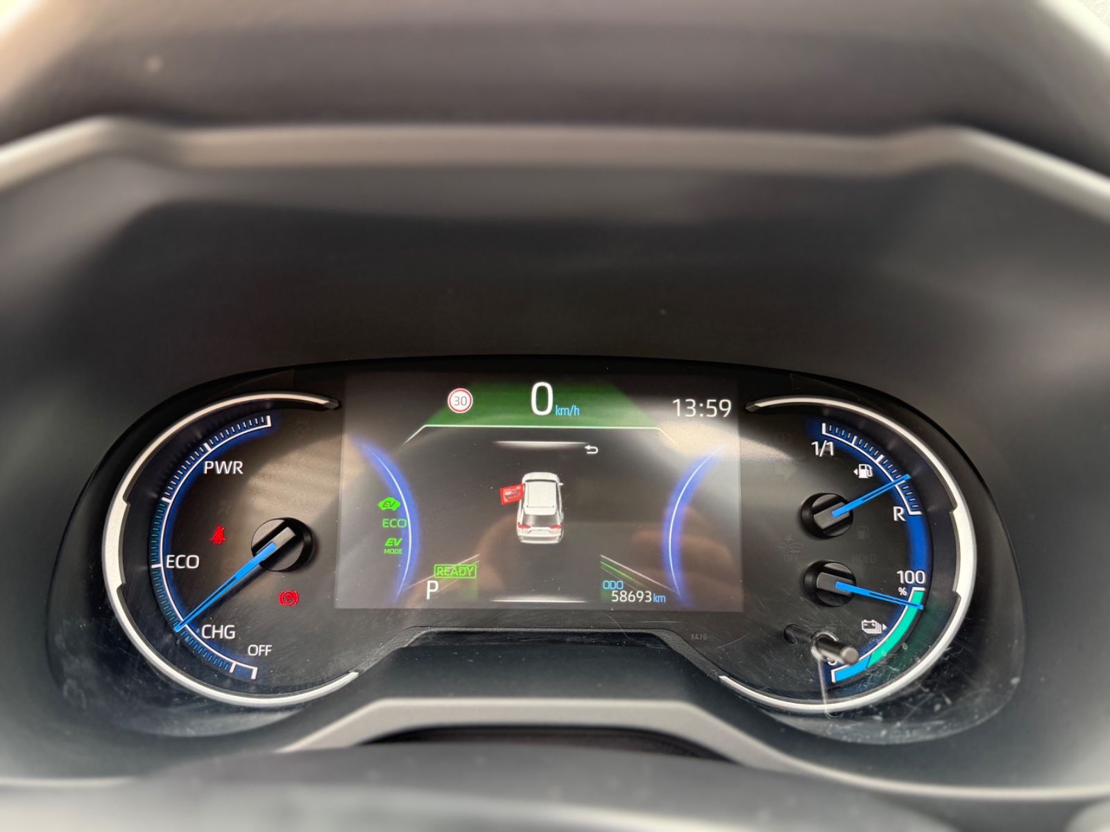 Toyota RAV 4 RAV4 Plug-in Hybrid 4x4 - Samsaru's Car Outlet