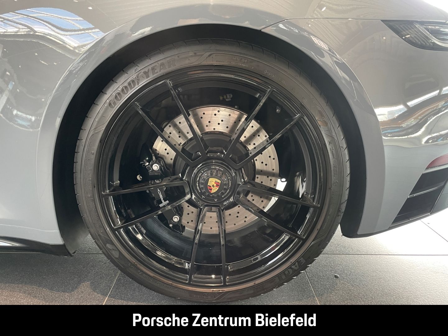 Porsche 992 911 Carrera 4 GTS Cabriolet Sportabgasanlage