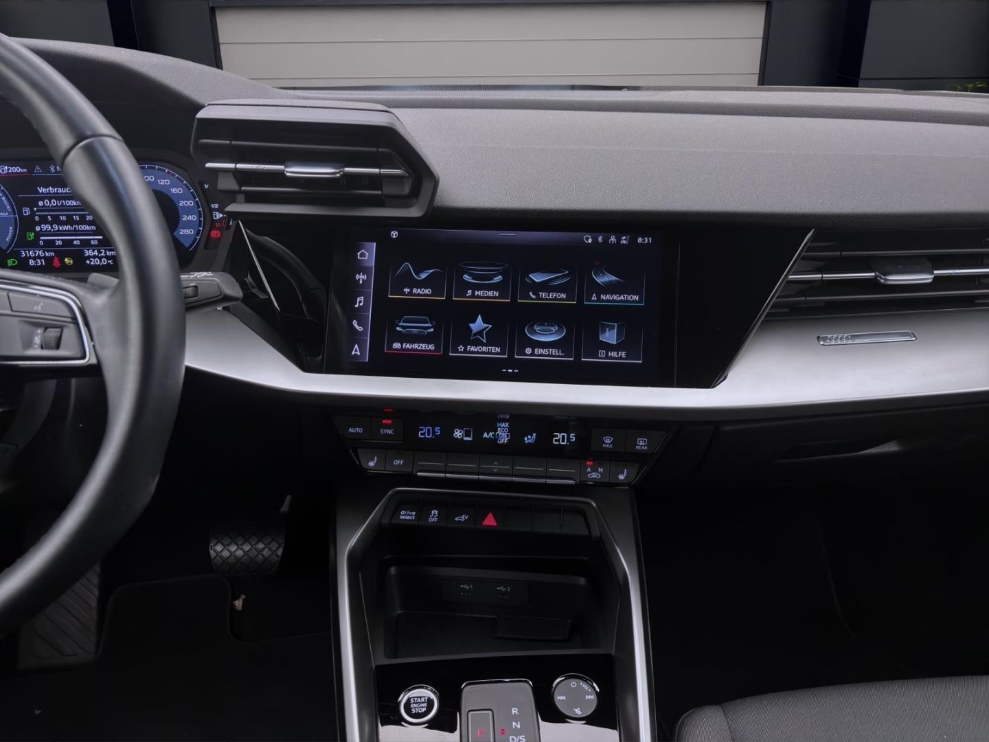 Audi A3 Sportback 40 TFSIe PDC SITZHZG KLIMA LM16