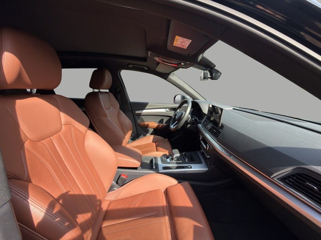 Audi Q5 S-Line 55TFSIe Quattro S-Tr. Pano AHK Leder