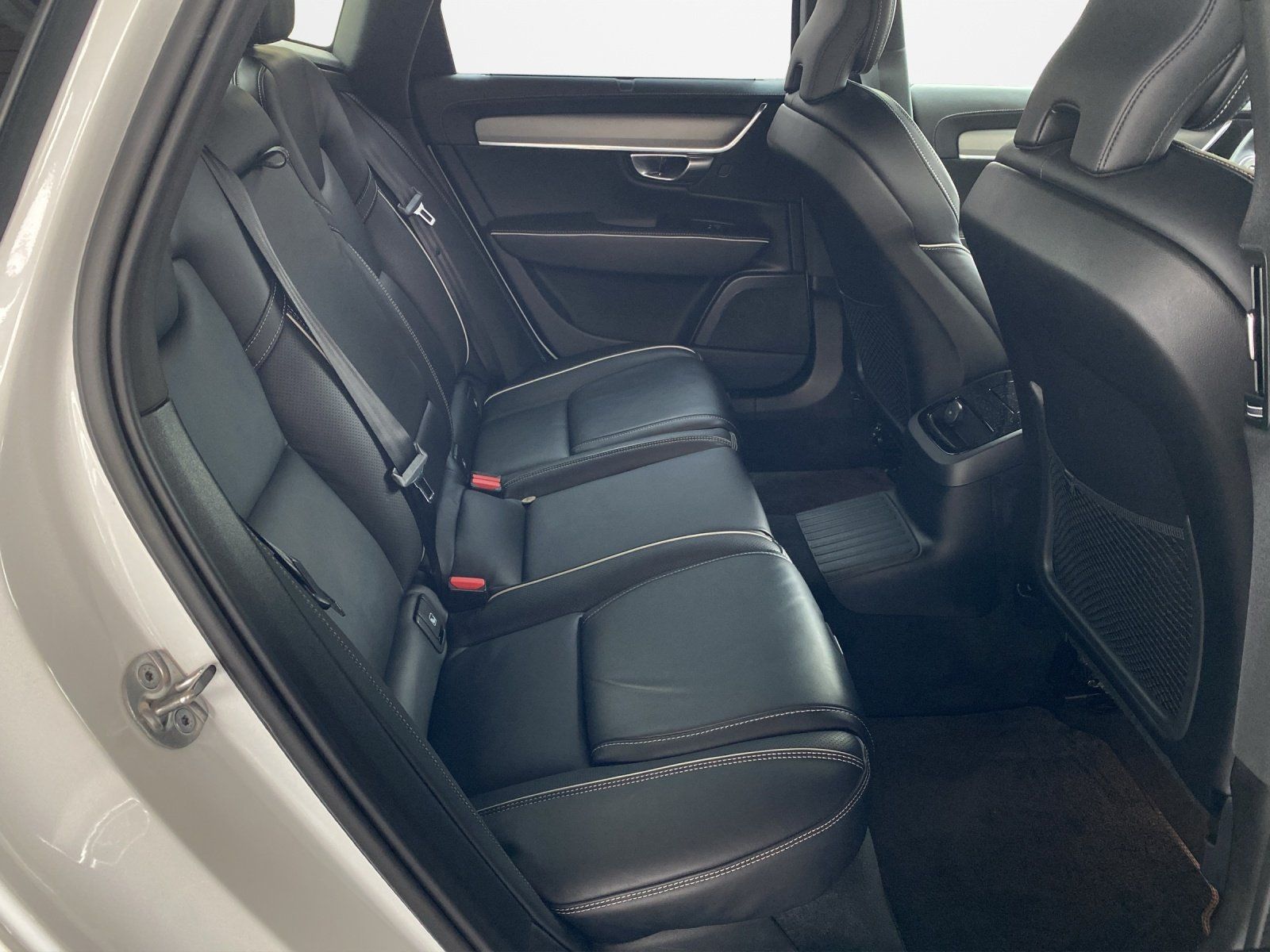 Volvo S90 T8 Twin Engine SHZ*MMY*StHzg*DAB+*RFK