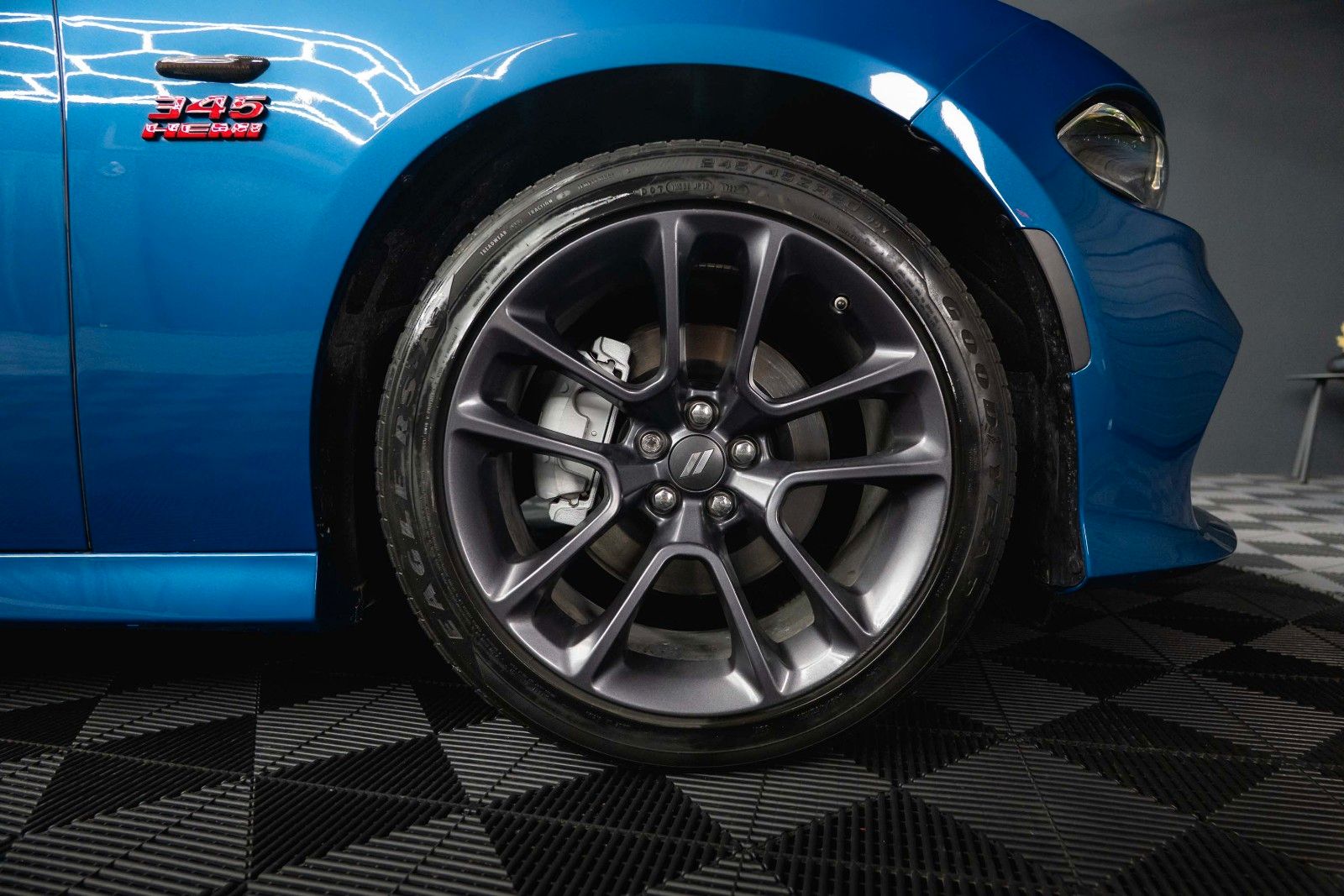 Dodge Charger 5.7 V8 HEMI R/T DAYTONA Performance