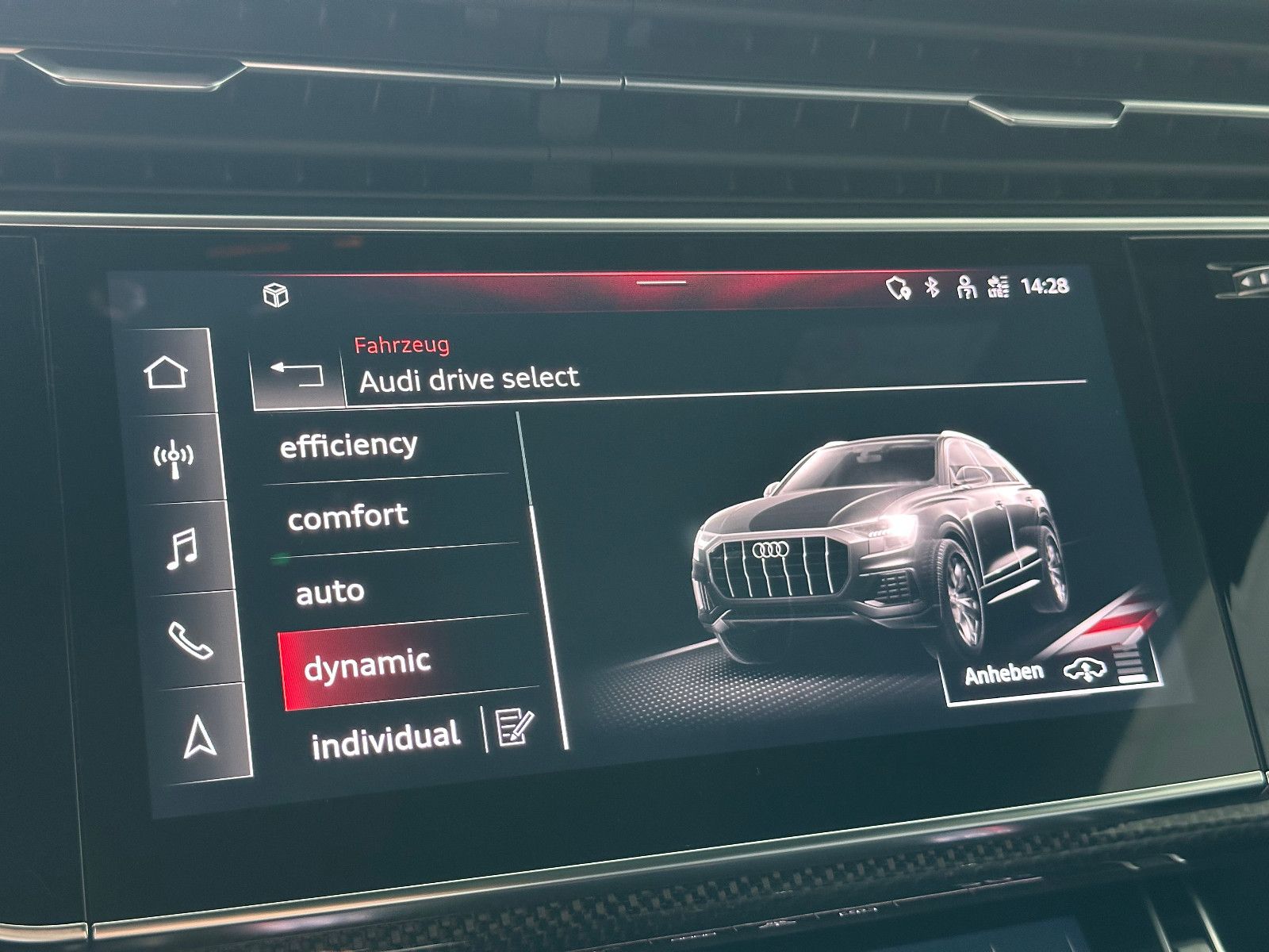 Audi Q8 50 TDI qu. tipt. S LINE COMP+AIR+AHZV+HD+B&O