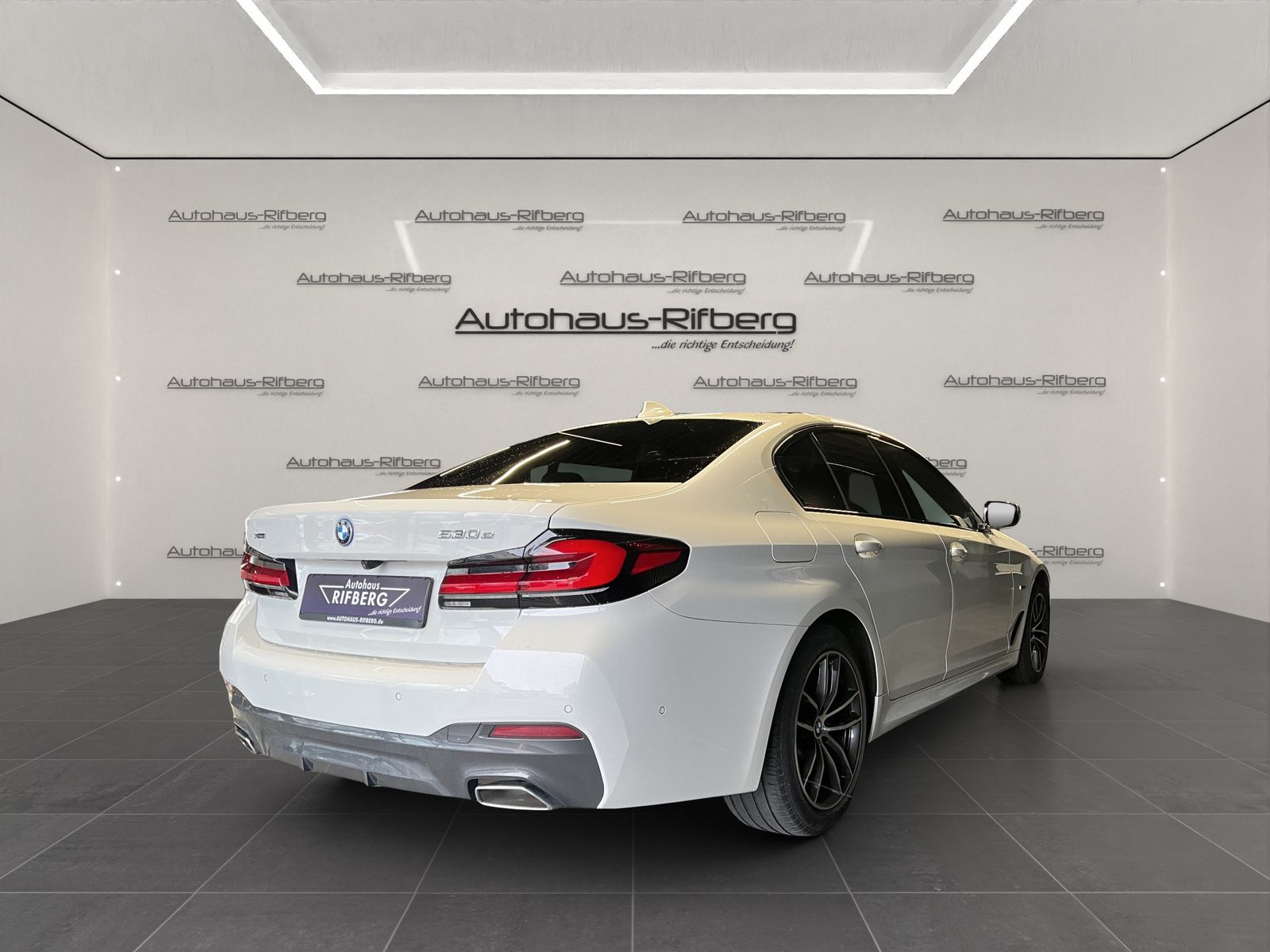 BMW 530  e LIMOUSINE xDrive M Sport/AHK/LIVE COCKPIT