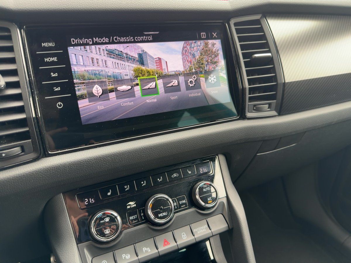 Skoda Kodiaq RS 2.0 TSI DSG NAVI+MATRIX+KAM+LED+ACC