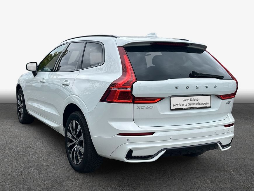 Volvo XC60 B5 B AWD Plus Dark