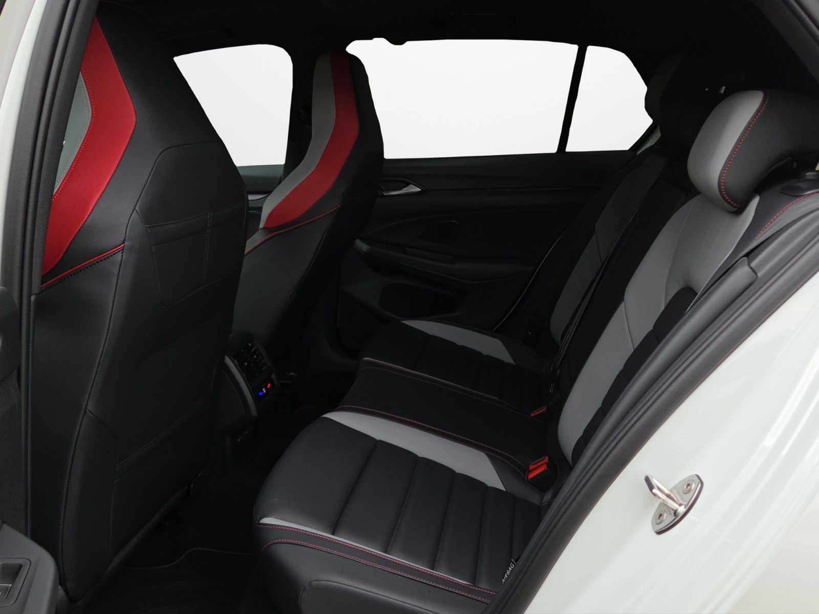 Volkswagen Golf 8 GTI Clubsport 2.0 TSI DSG LED-Matrix Pano