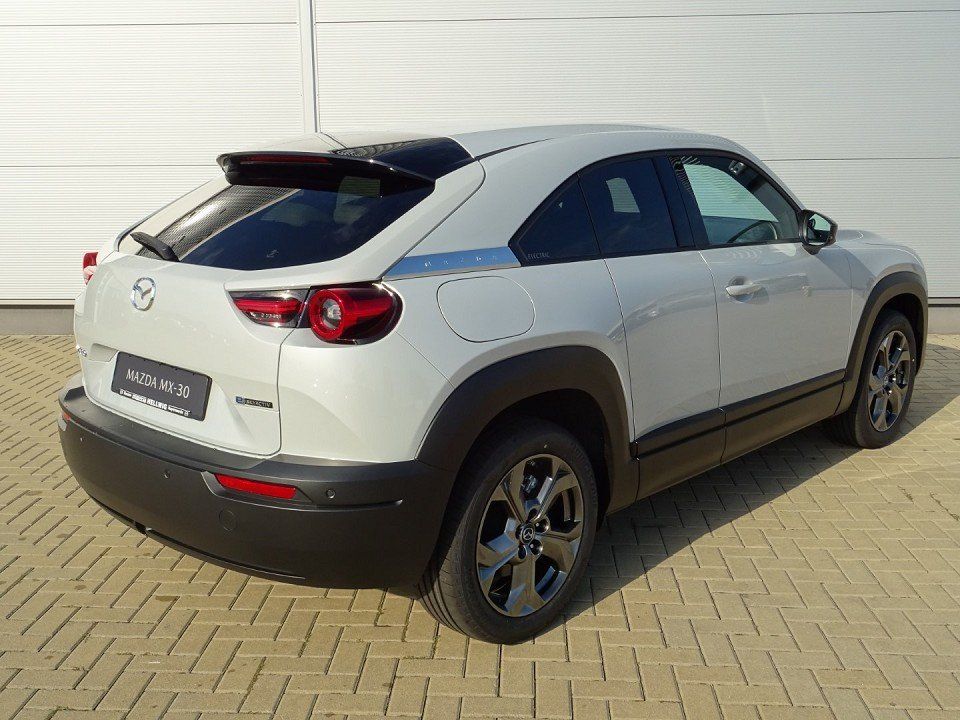 Mazda MX-30 e-SKYACTIV Premium Modern Confidence Bose