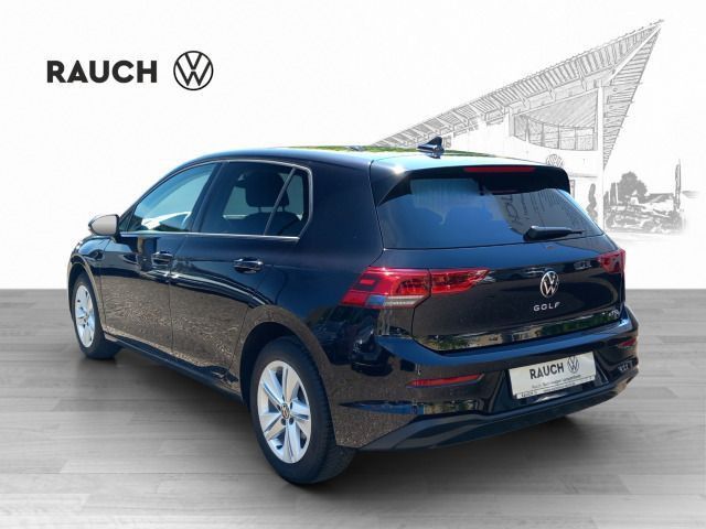 Volkswagen Golf VIII Life 1.5 e TSI - Samsaru's Car Outlet