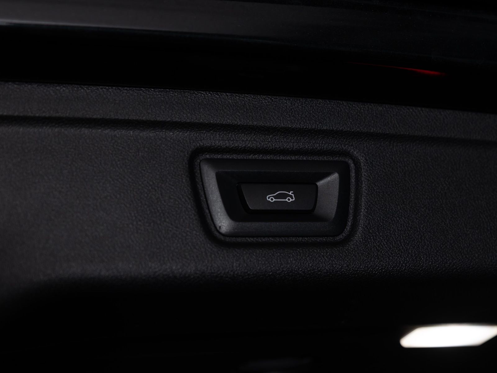 BMW 320d M Sport - Samsaru's Car Outlet