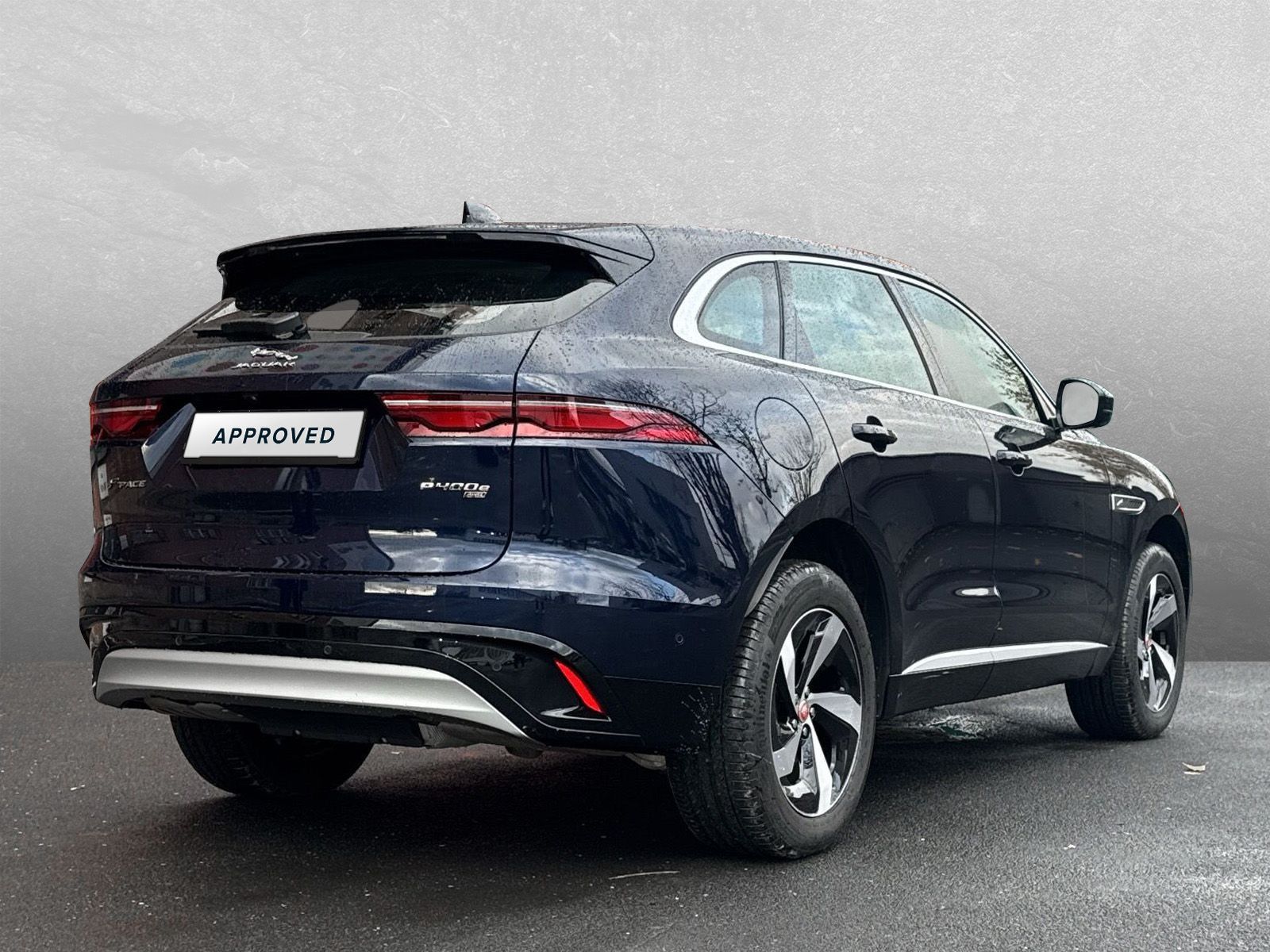 Jaguar F-PACE P400e S AWD Pano / Massage / Winter-Paket