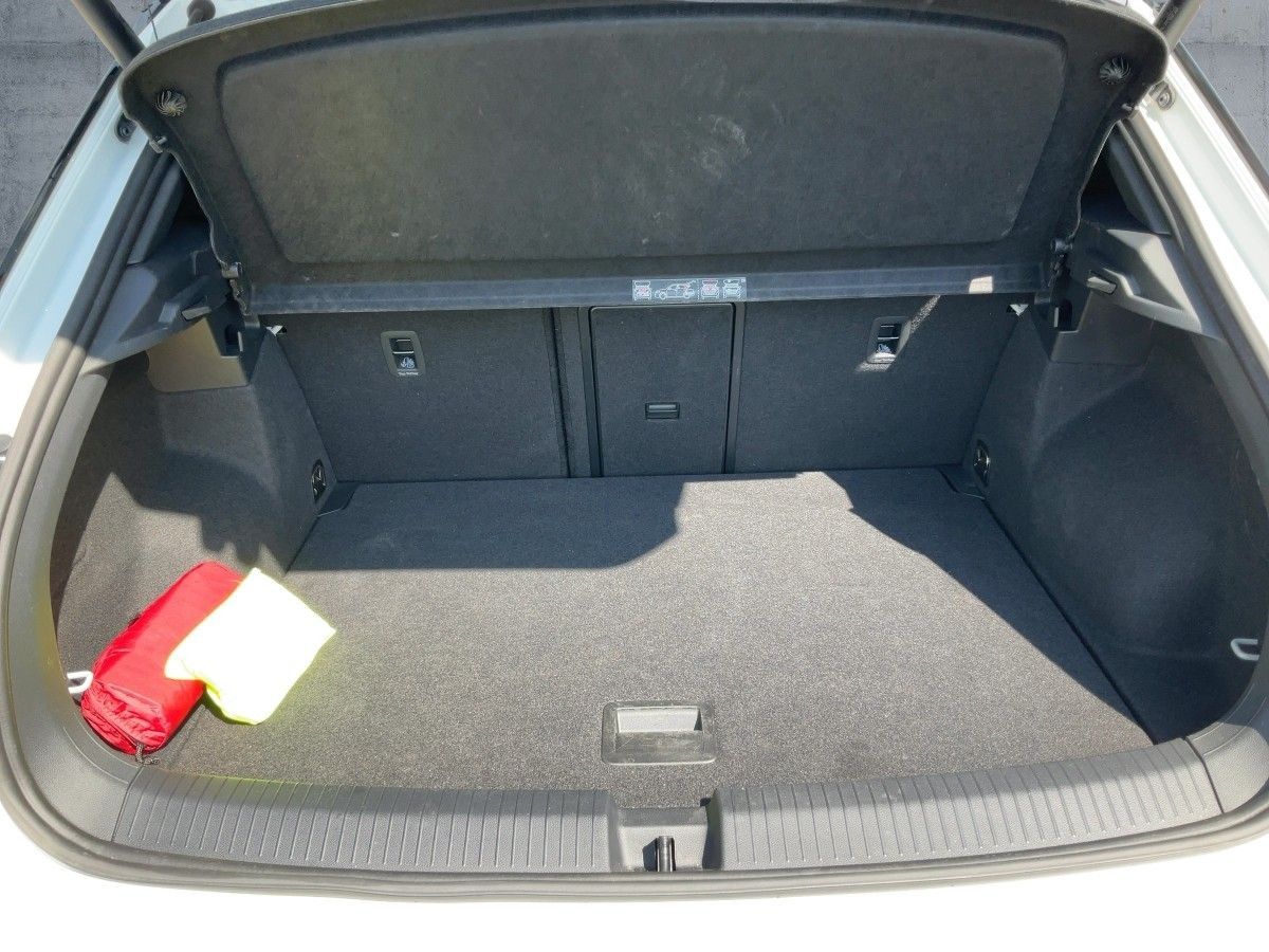Volkswagen T-Roc 2.0 TDI 4M DSG SPORT - Samsaru's Car Outlet