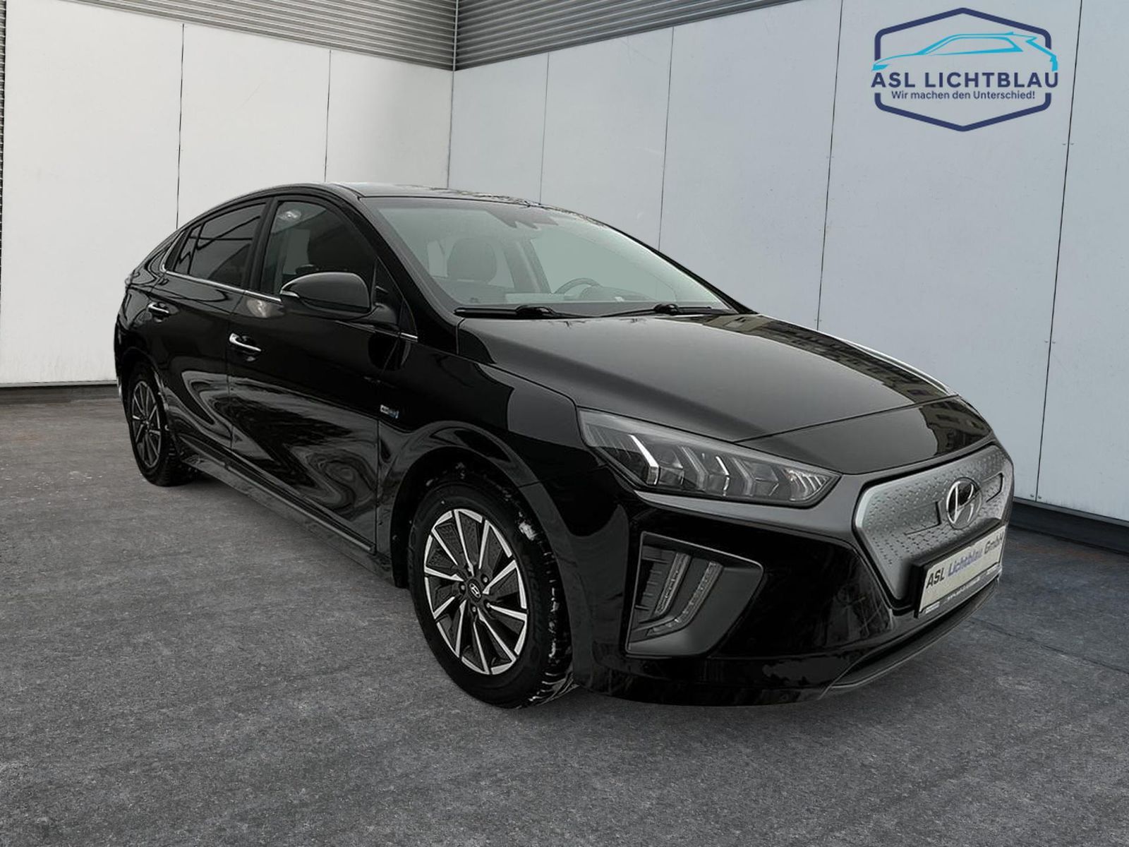 Hyundai IONIQ Facelift Elektro PREMIUM-Paket - Samsaru's Car Outlet