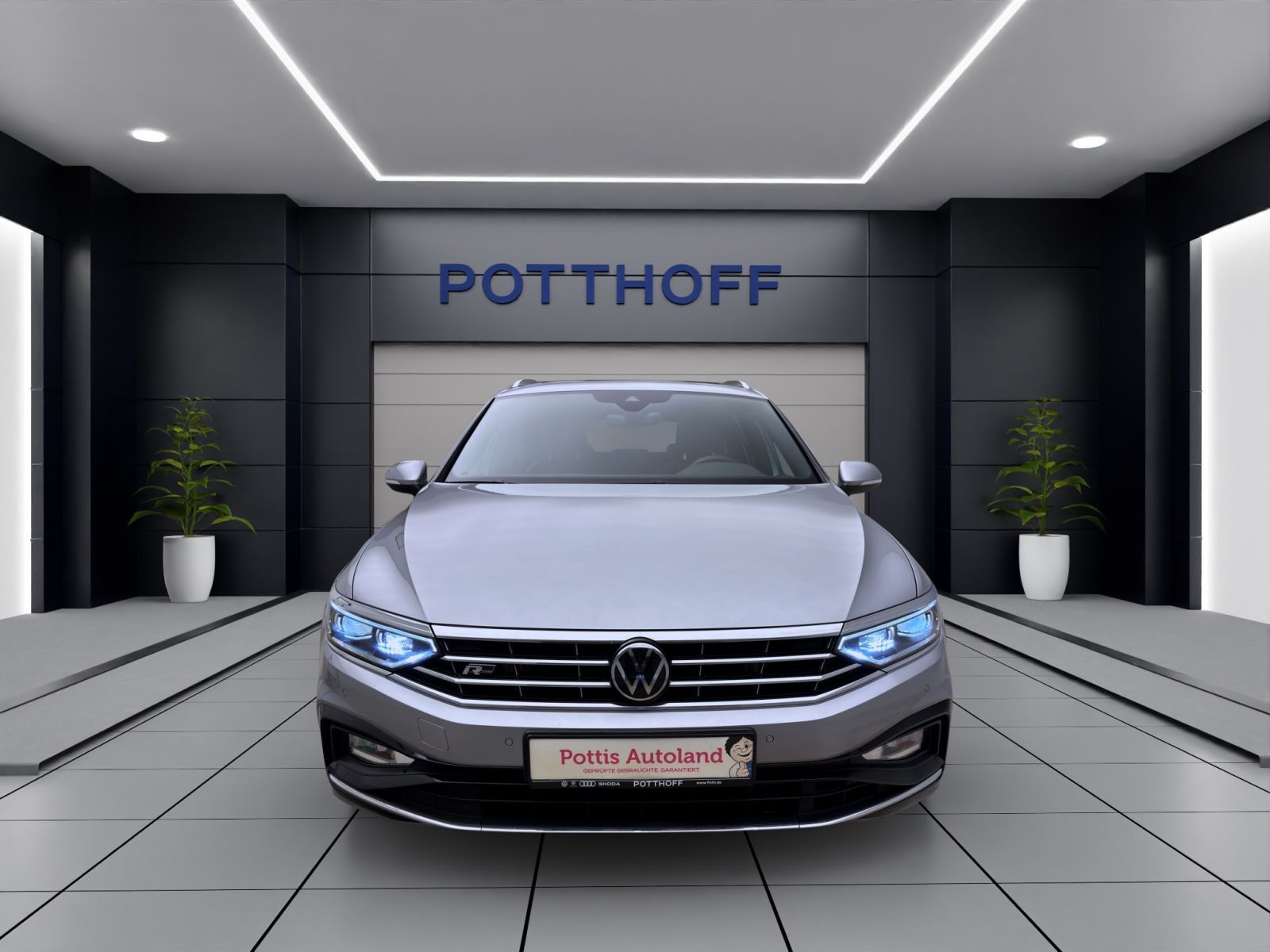 Volkswagen Passat Variant 2.0 TSI DSG 4M R-LINE PANO AHK NA
