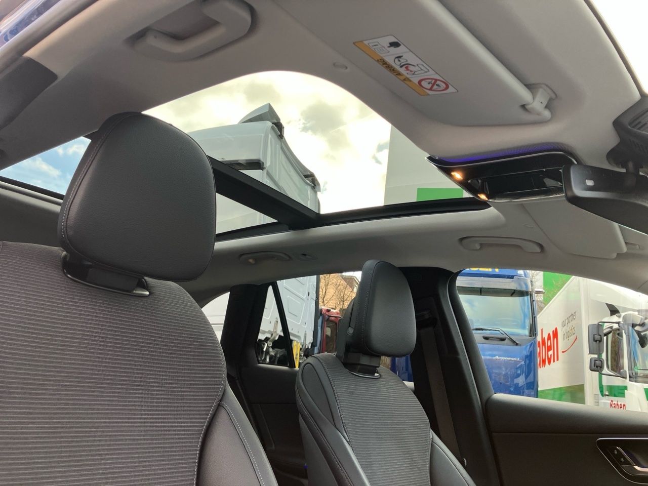 Mercedes-Benz GLC 220 d 4M Avantgarde AHK+Pano+Distr+AdvSound