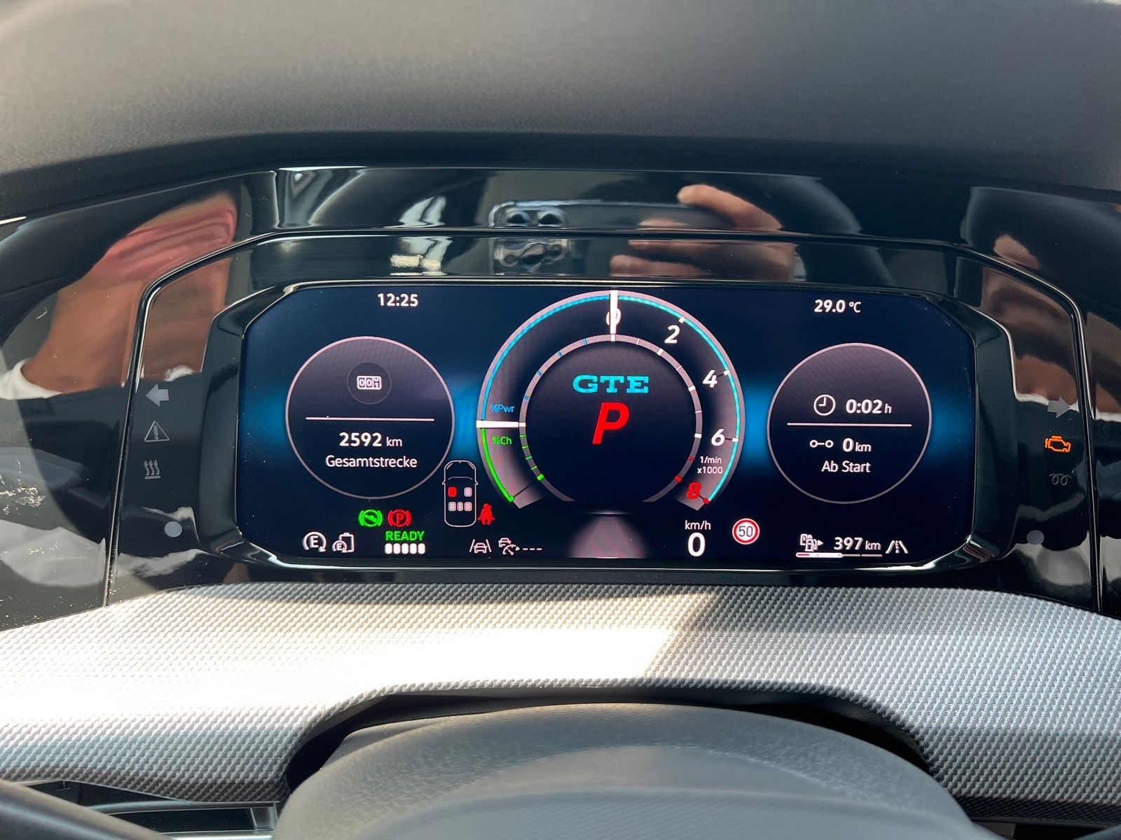 Volkswagen Golf GTE *AHK*MATRIX*LEDER*NAVI*SHZ*HUD*APP CONN