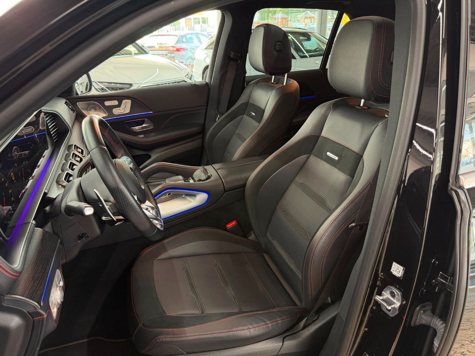 Mercedes-Benz GLE 53 AMG/4Matic+/Burmester/designo/PANO/360
