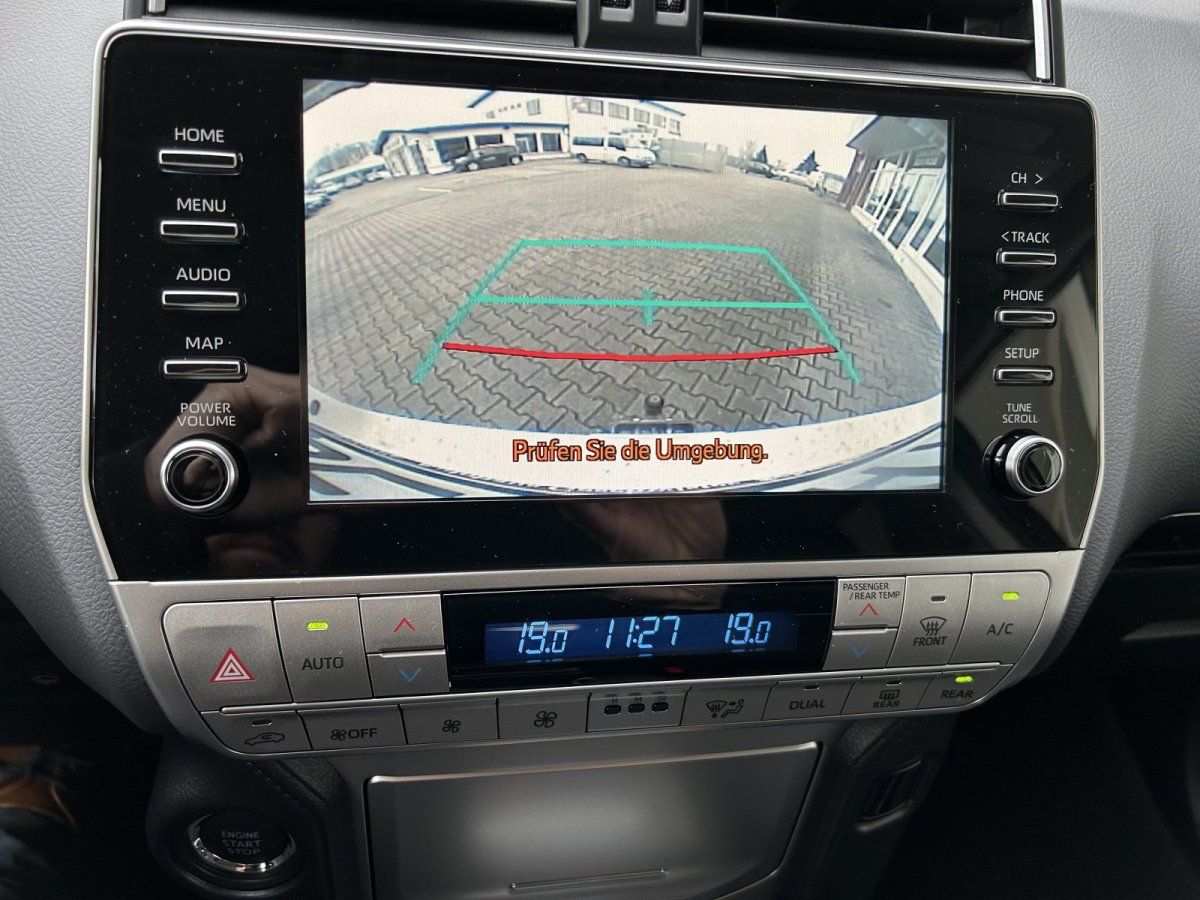 Toyota Land Cruiser   AHK 3.5to LED Kamera